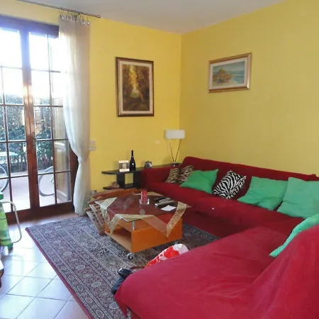 Valentina House *